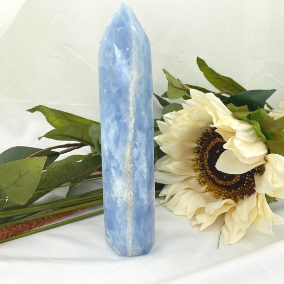 Blue Calcite Tower - 7.5" Blue Calcite Generator - Light Blue Calcite Point - Picture 7 of 7